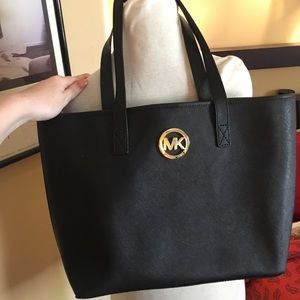 Black Michael Kors Tote Bag